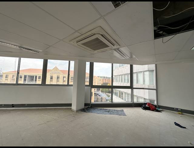 318.70M² OFFICE TO LET IN CENTURION CENTRAL